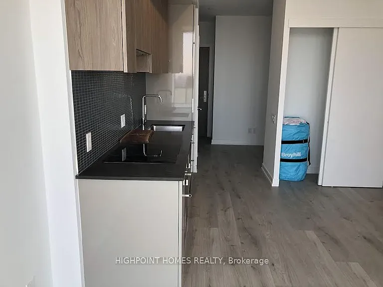 161 Roehampton Ave #4312 — Photo 23