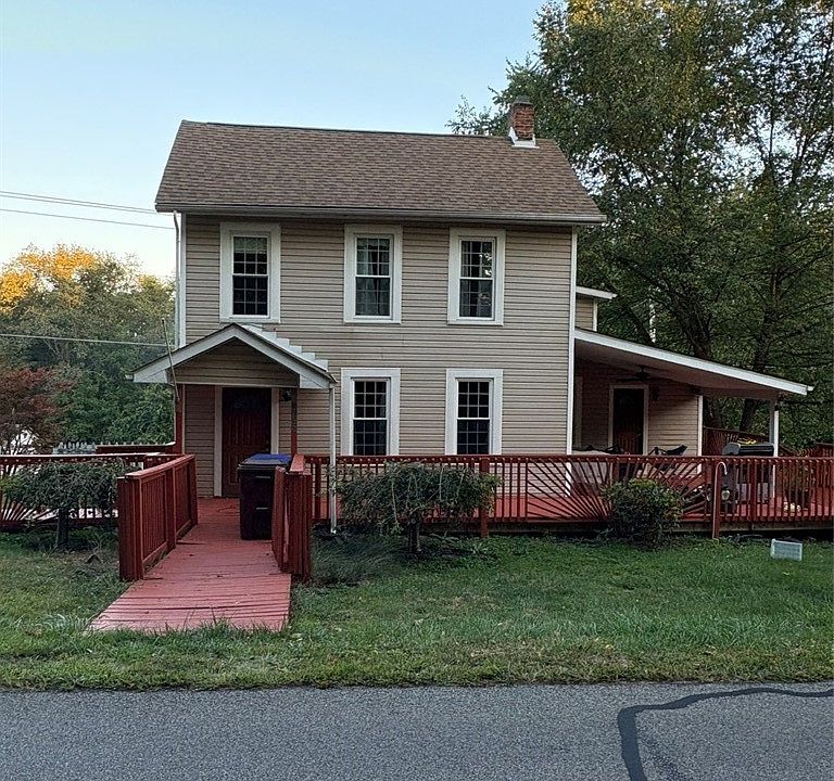 1st image of 365 W Park Rd