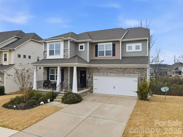 1404 Bryson Gap Dr, Fort Mill, SC 29715