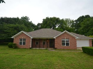 242 Ruth Shankle Dr, Munford, TN 38058