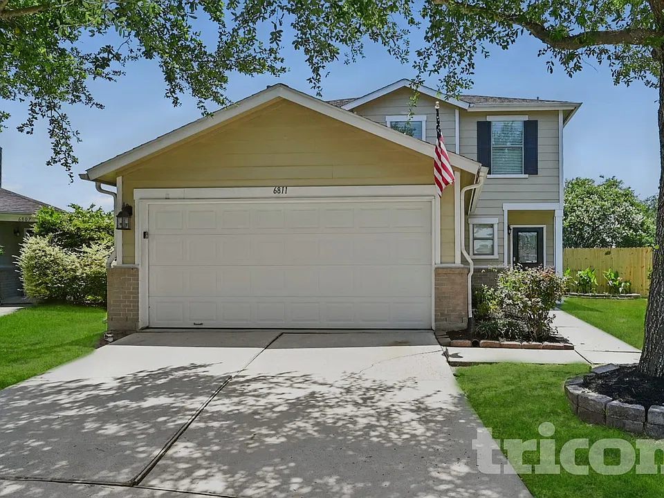 6811 Rustic Pecan Ln