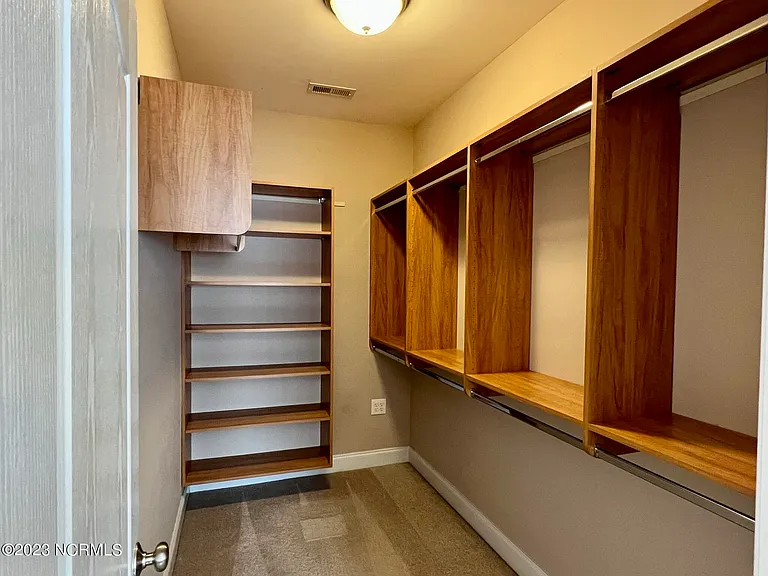 206 Sandy Springs Rd — Photo 33