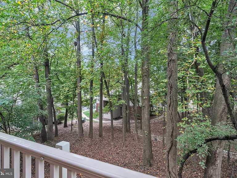 1783 Jonathan Way #H — Photo 10