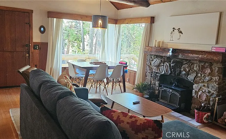 54095 S Circle Dr — Photo 2