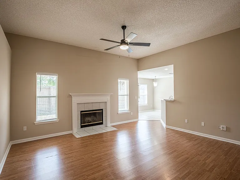 4025 E Smoke Ridge Cir — Photo 4