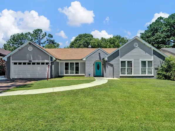 3481 Fox Leigh Dr, Memphis, TN 38115