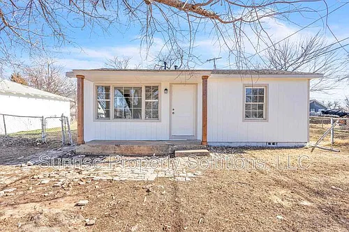 4908 S Stiles Ave Photo 1