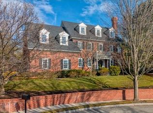 13 Supreme Ct, Swampscott, MA 01907