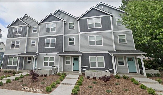 1st image of 2612 Main St