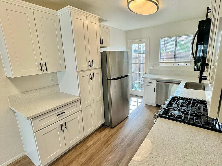 3515-3563 Roosevelt St - Su Casa Apartments — Photo 58