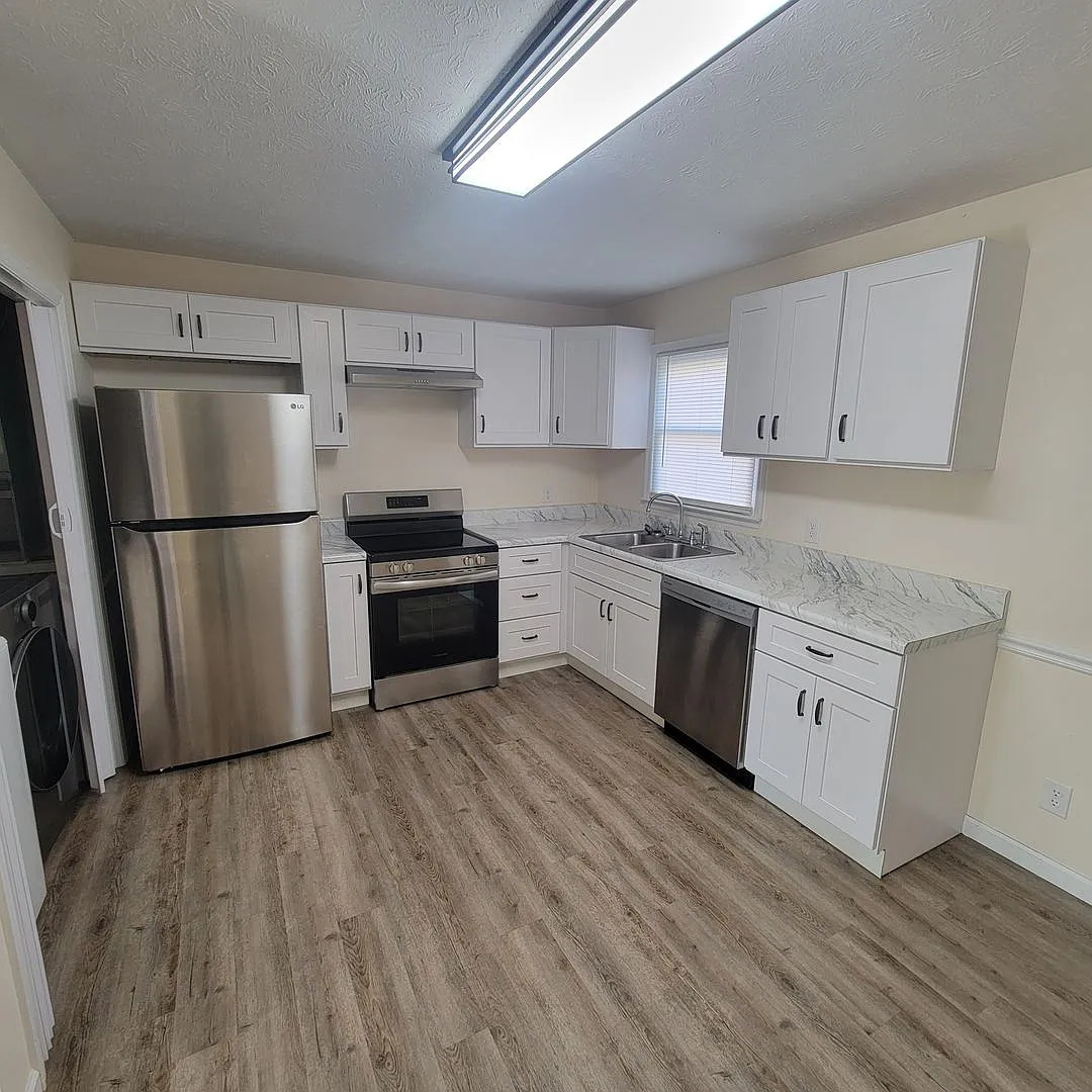 1819 Stargazer Ave — Photo 4