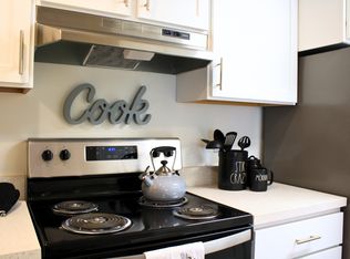 Saddlewood Park Townhomes, Minnetonka, MN 55345