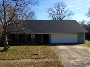 7223 Director Dr, Baton Rouge, LA 70817