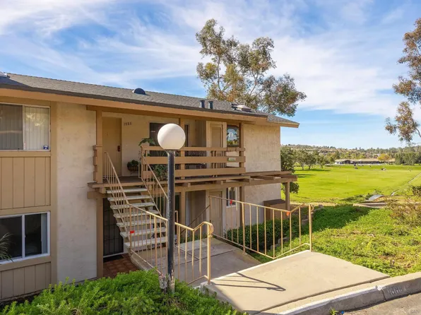 1886 Fairway Circle Dr, San Marcos, CA 92078