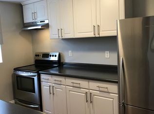 716 Hague Ave APT 9, Saint Paul, MN 55104