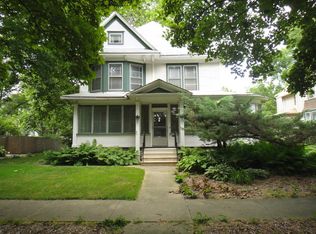 609 S 2nd St, Dekalb, IL 60115