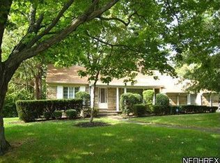 18817 Harlan Dr, Maple Hts, OH