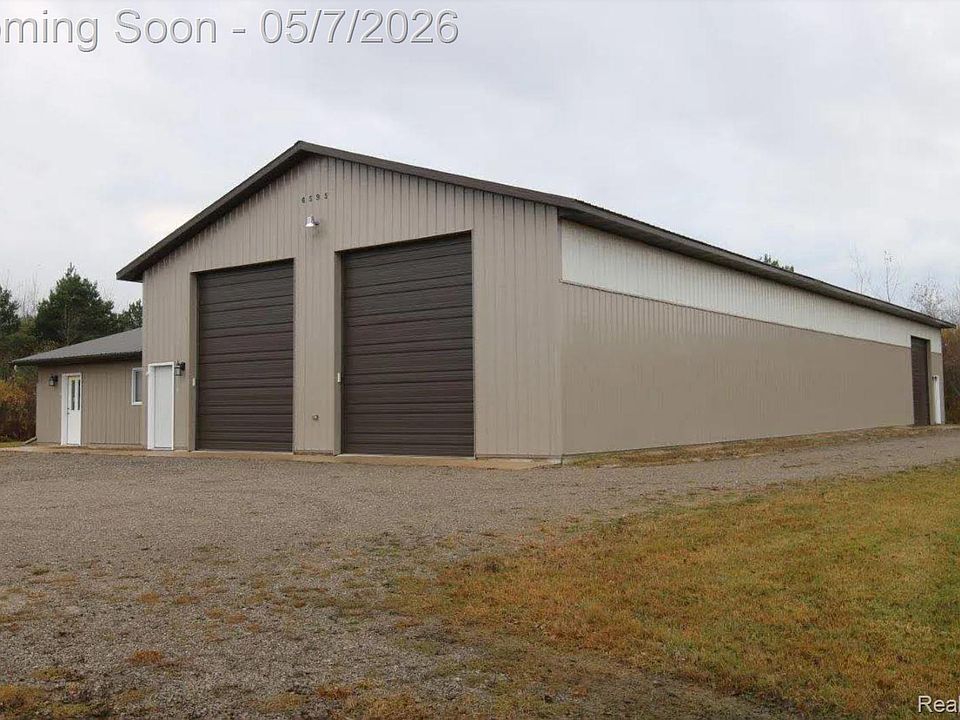 1st image of 6595 Little Canada Rd
