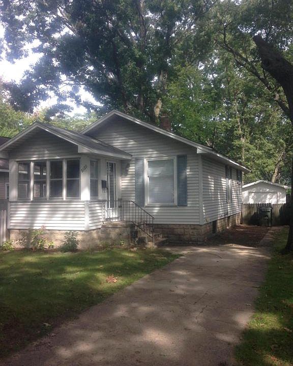 2nd image of 2120 Letart Ave