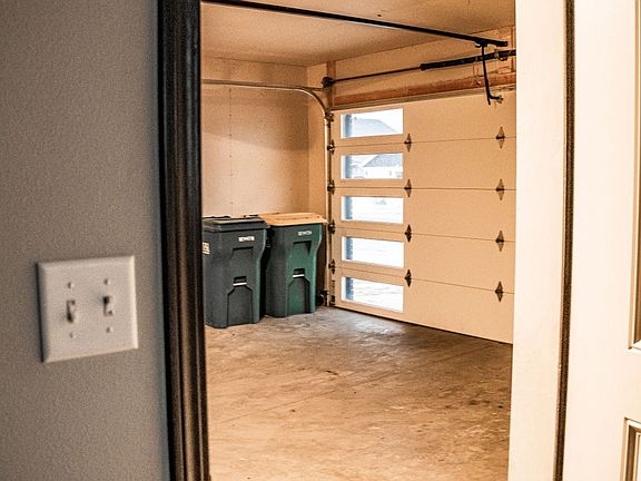 5th image of 6040 Kodiak Ln
