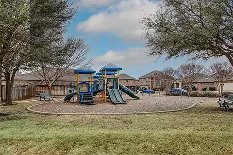 9121 Lookout Point — Photo 19