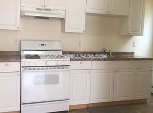 102 Winthrop St APT 1, Boston, MA 02119