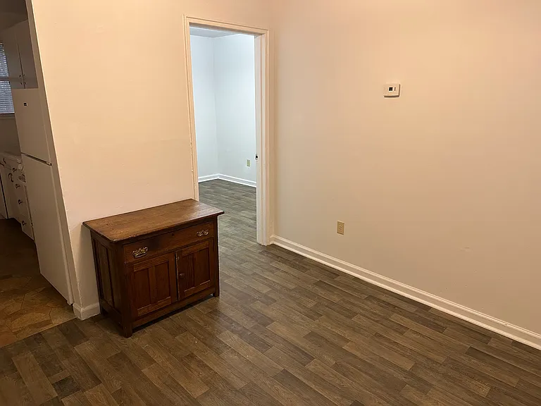 1239 N Millwood Ave #3 — Photo 3
