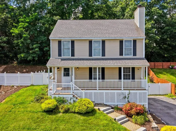 160 Heathrow Avenue, Manchester, NH 03104