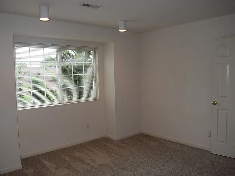 Prospect Pointe — Photo 48