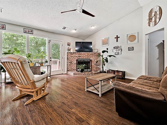 5th image of 22 Watson Ln
