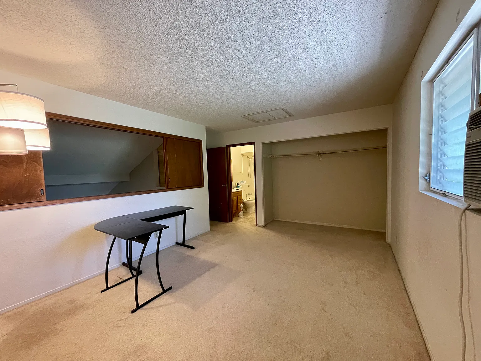 3 bed, 1278 sqft, $1,850 — Photo 2