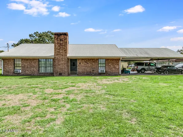 1116 Barras Rd, Saint Martinville, LA 70582