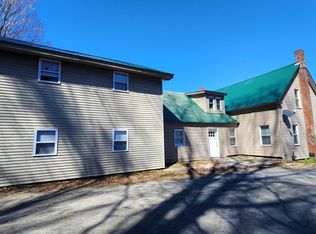 30 Pearl St, Springfield, VT 05156