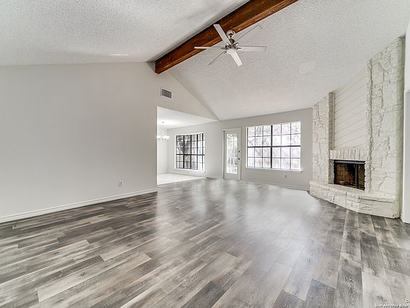 3rd image of 4983 TIMBER TRACE ST