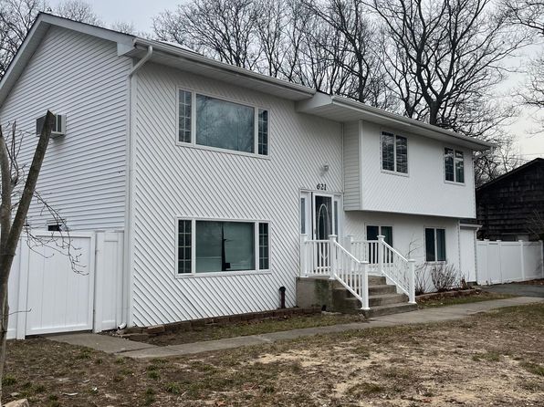 621 Old Town Rd #2