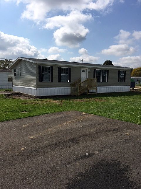 1st image of 22 Blue Jay Ln