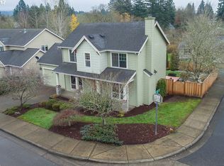 8284 SW Birch St, Portland, OR 97223