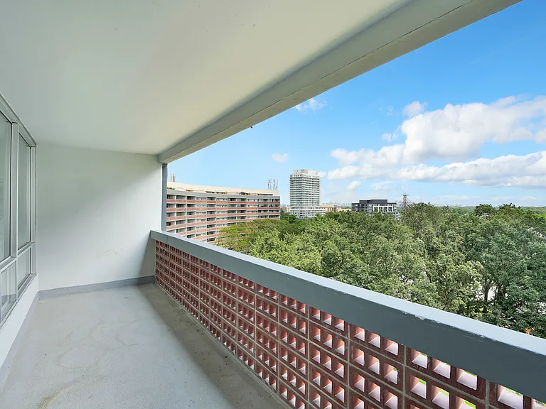 1137 Royal York Rd #1 BD — Photo 18