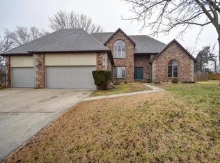 2618 E Shady Glen Ct, Springfield, MO 65804