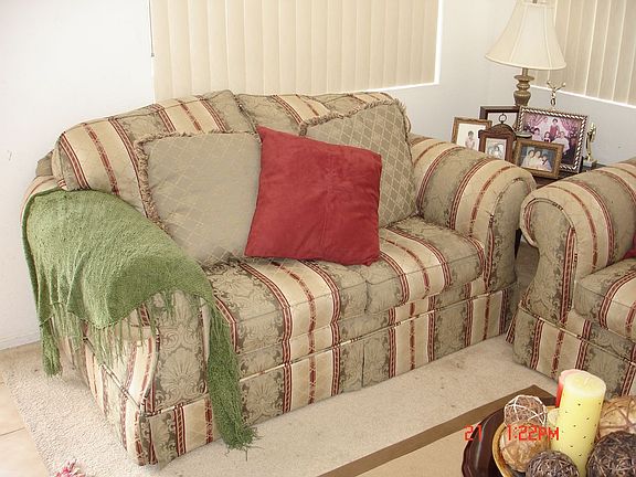 FORMAL RECEIVINGROOM1