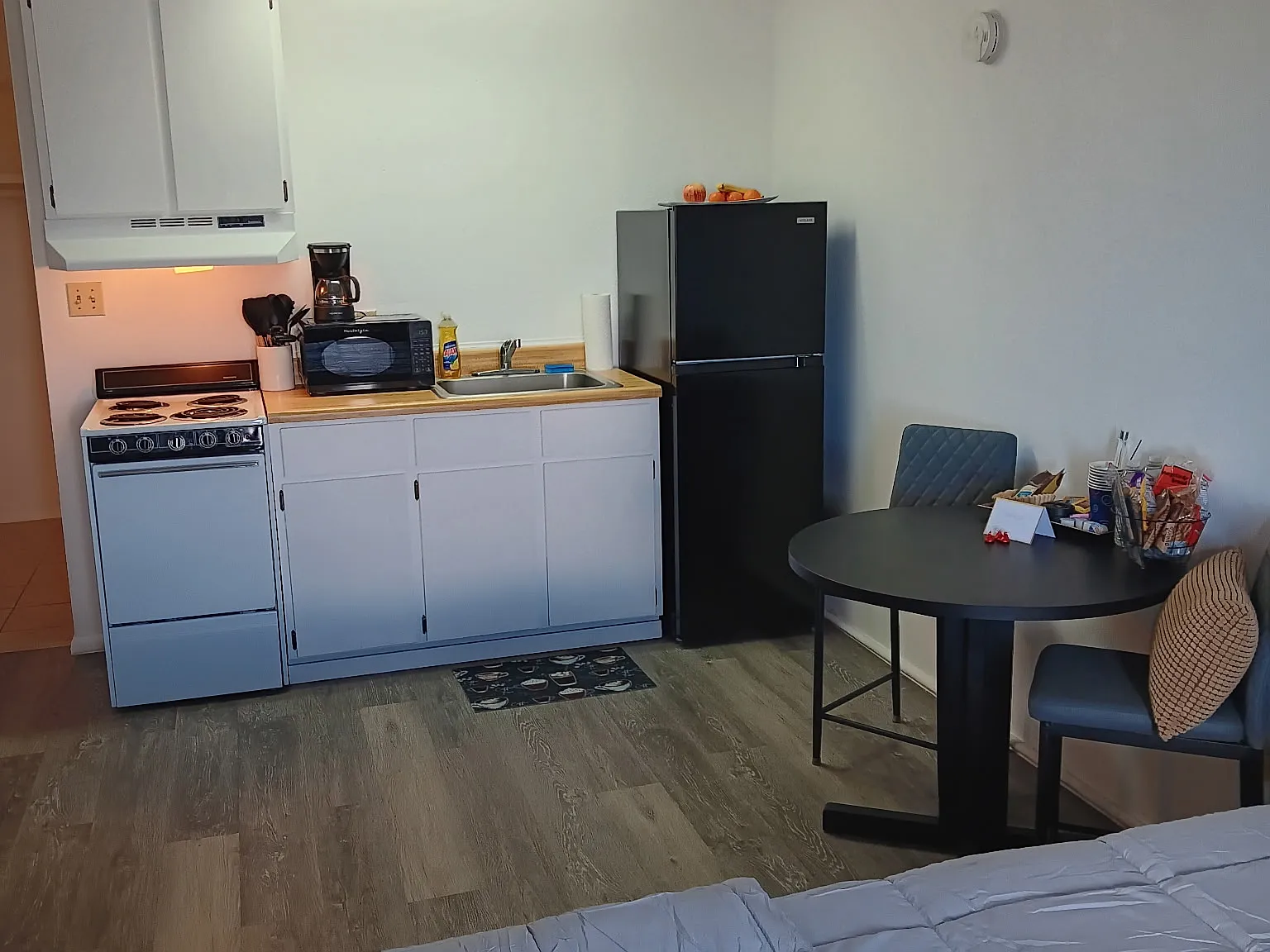 Azalea View Apartments — Photo 2