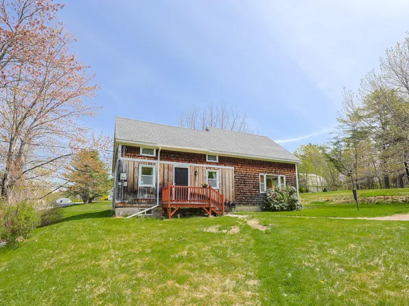 555 Meadow Road, Topsham, ME 04086