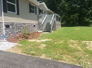 1775 Bloom Dr, Newport, TN 37821
