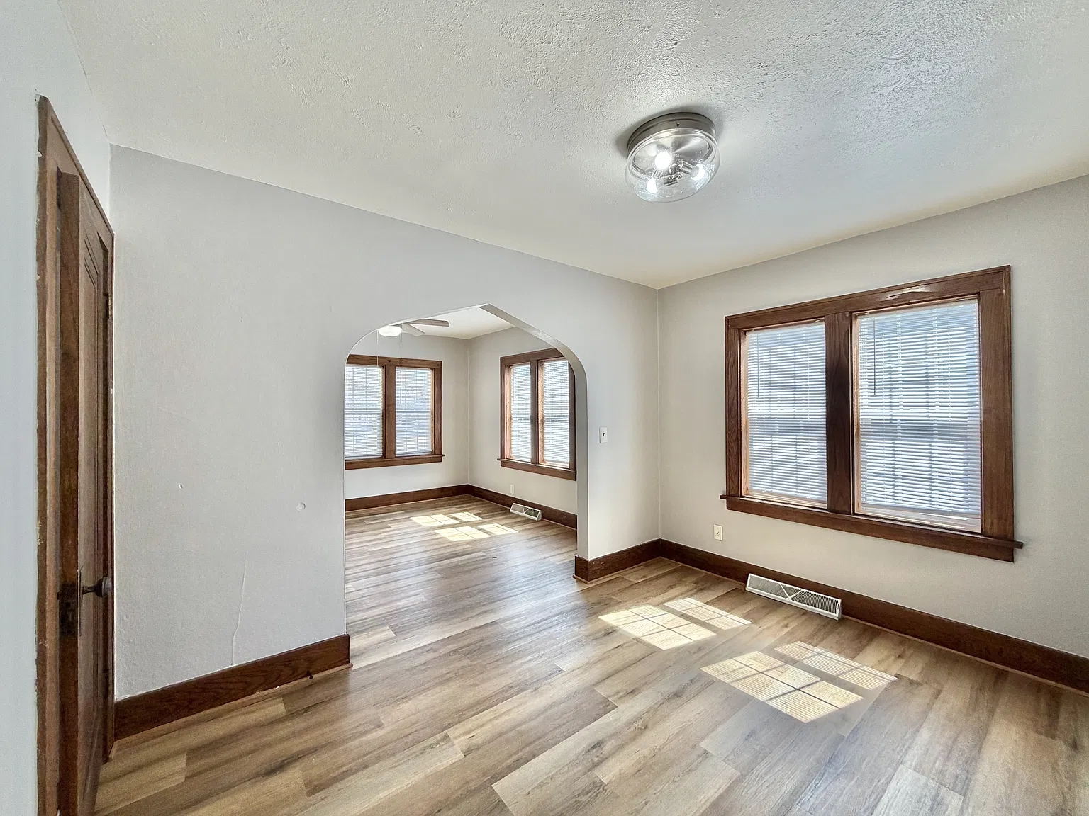 1212 Center Avenue - 1 — Photo 3