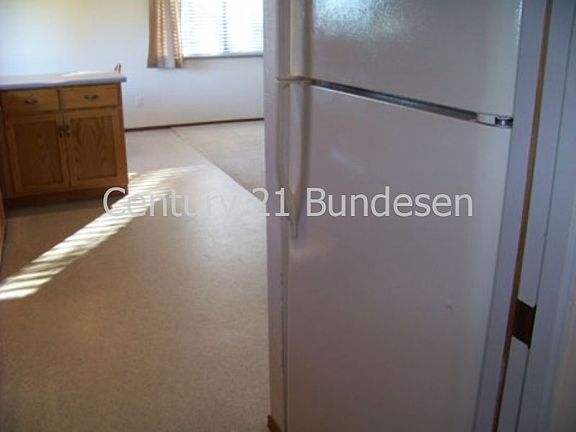 5th image of 290 Live Oak Dr