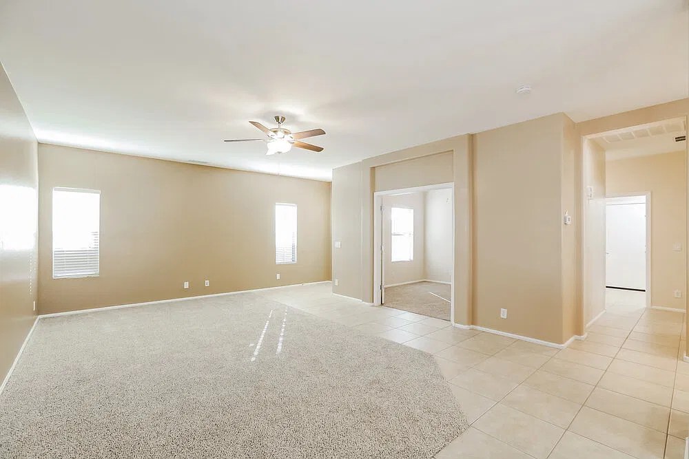 3 bed, 2.0 bath, 1586 sqft, $1,955 — Photo 3