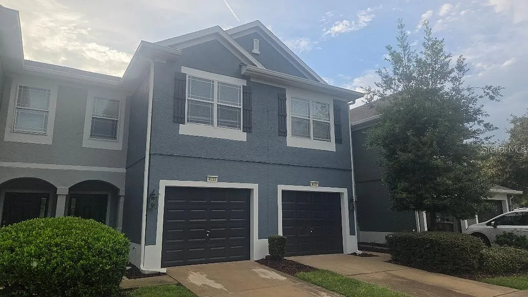 4233 Southwest 50th Circle - 1 — Photo 1