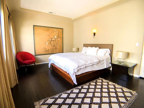 5th image of 1330 N Harper Ave #357