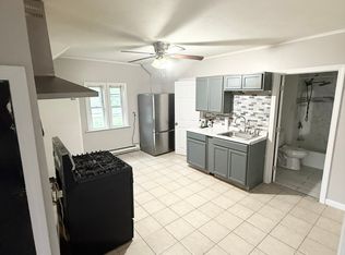 94 Cumerford St FLOOR 2, Providence, RI 02909