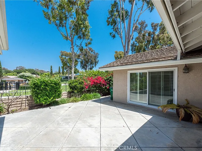 18671 Paseo Cortez — Photo 28